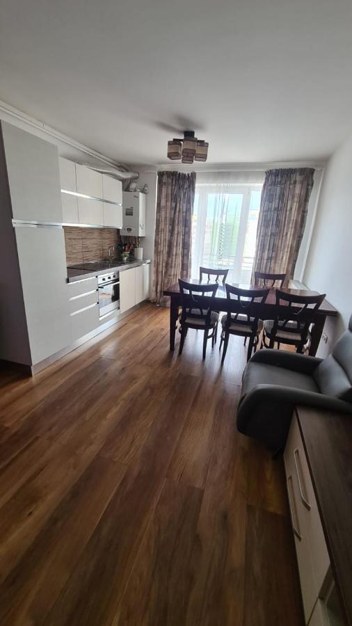 Apartament Mirubias Lägenhet Braşov Exteriör bild